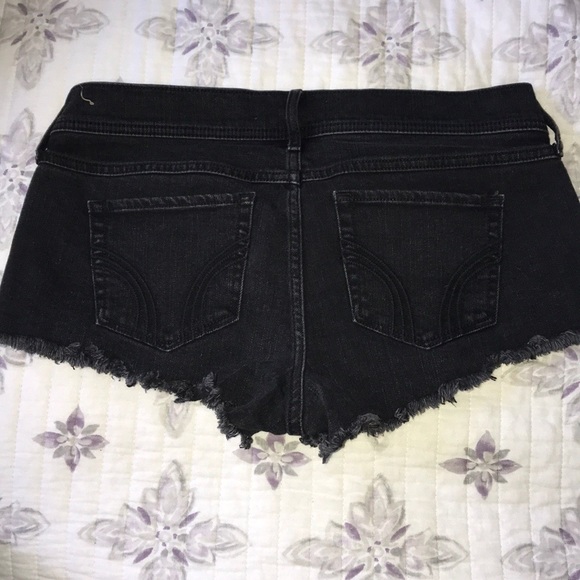 Hollister Shorts - Picture 3 of 3